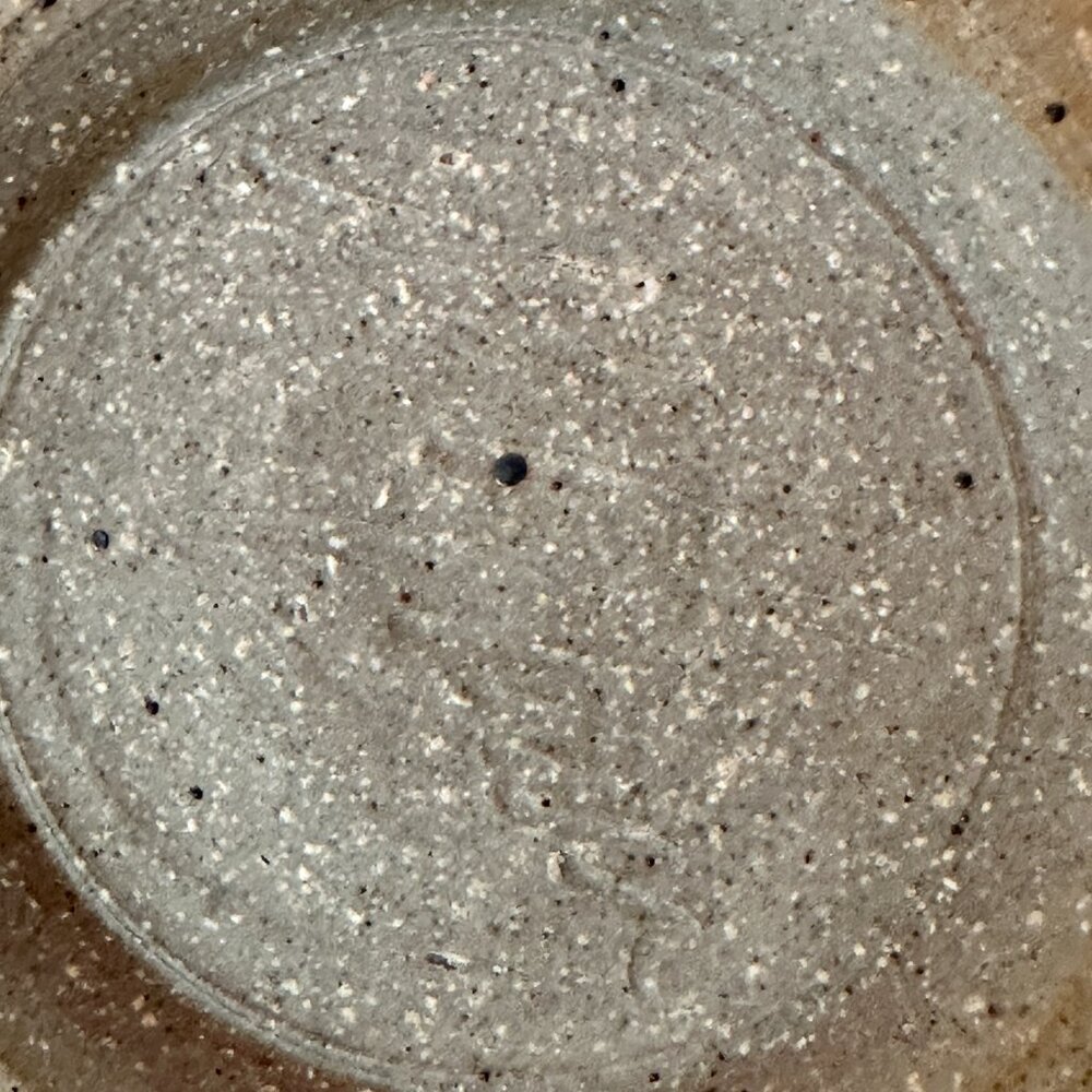 EUC Japanese Style Handcrafted Pottery Plate Artist's Stamp 9.75" diameter - Picture 6 of 10